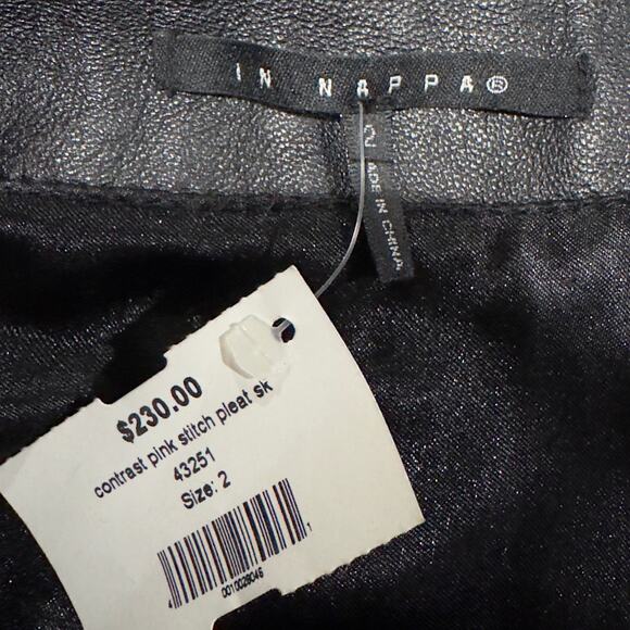 NWT Pink Contrast Stitch Pleated IN NAPPA Black Leather Skirt Size 2 Academia - Picture 9 of 11
